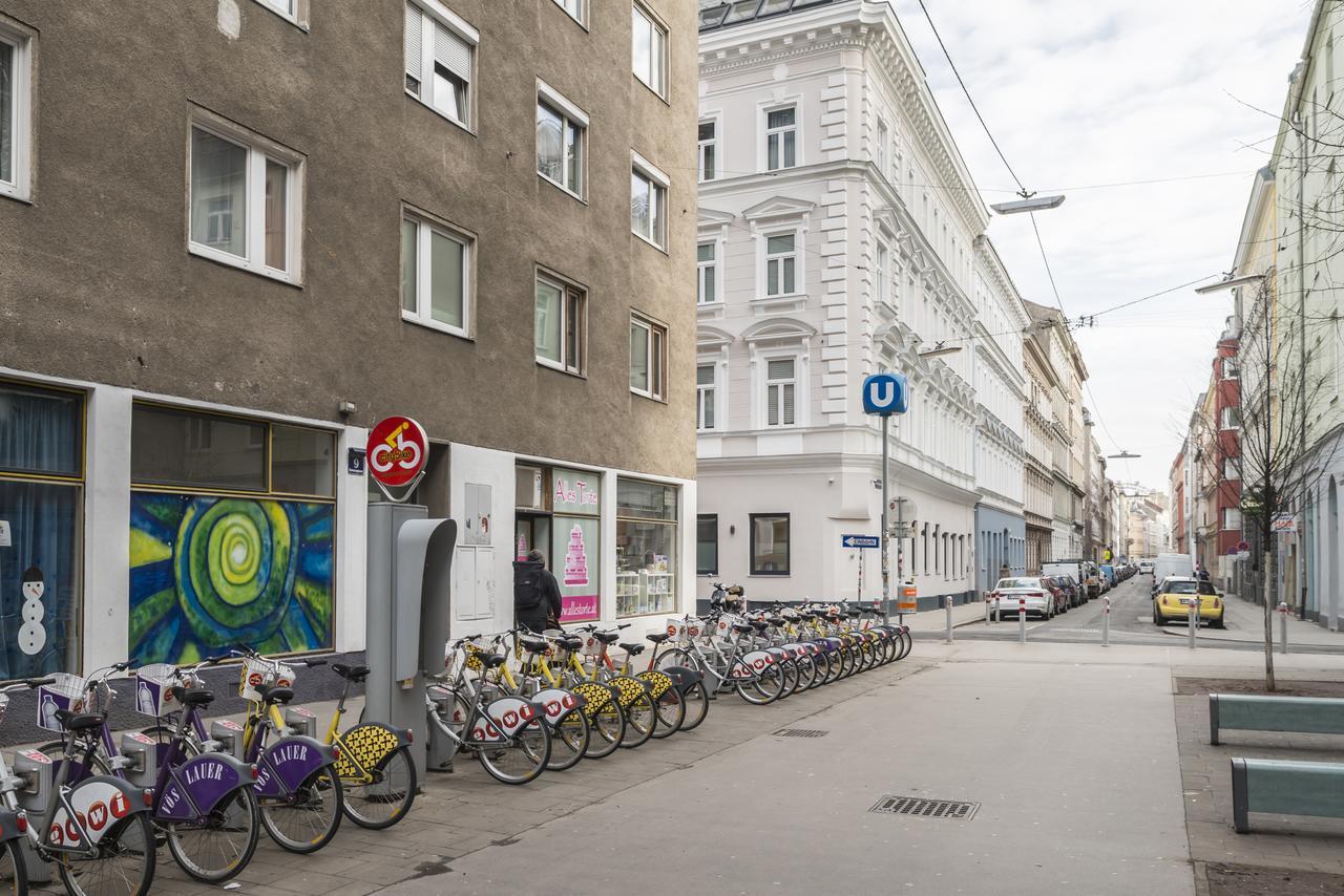 Apartamento Hideaway Am Tabor Viena Exterior foto